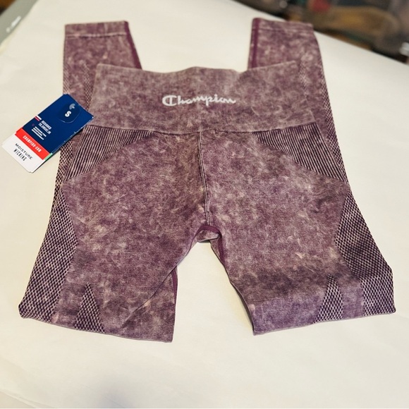 Champion Women's Size Small Dark Berry Purple Moisture Wicking Athletic Leggings - Picture 6 of 8